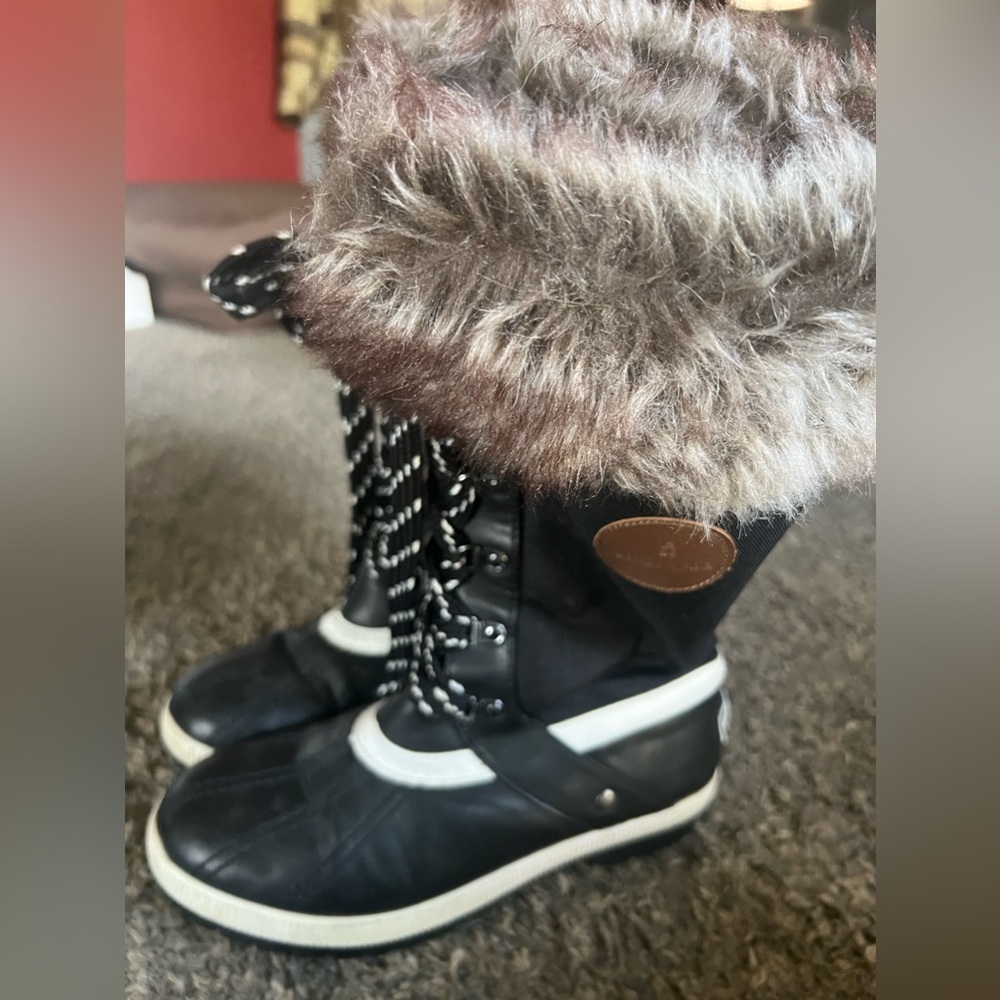 London Fog Boots - Size 8